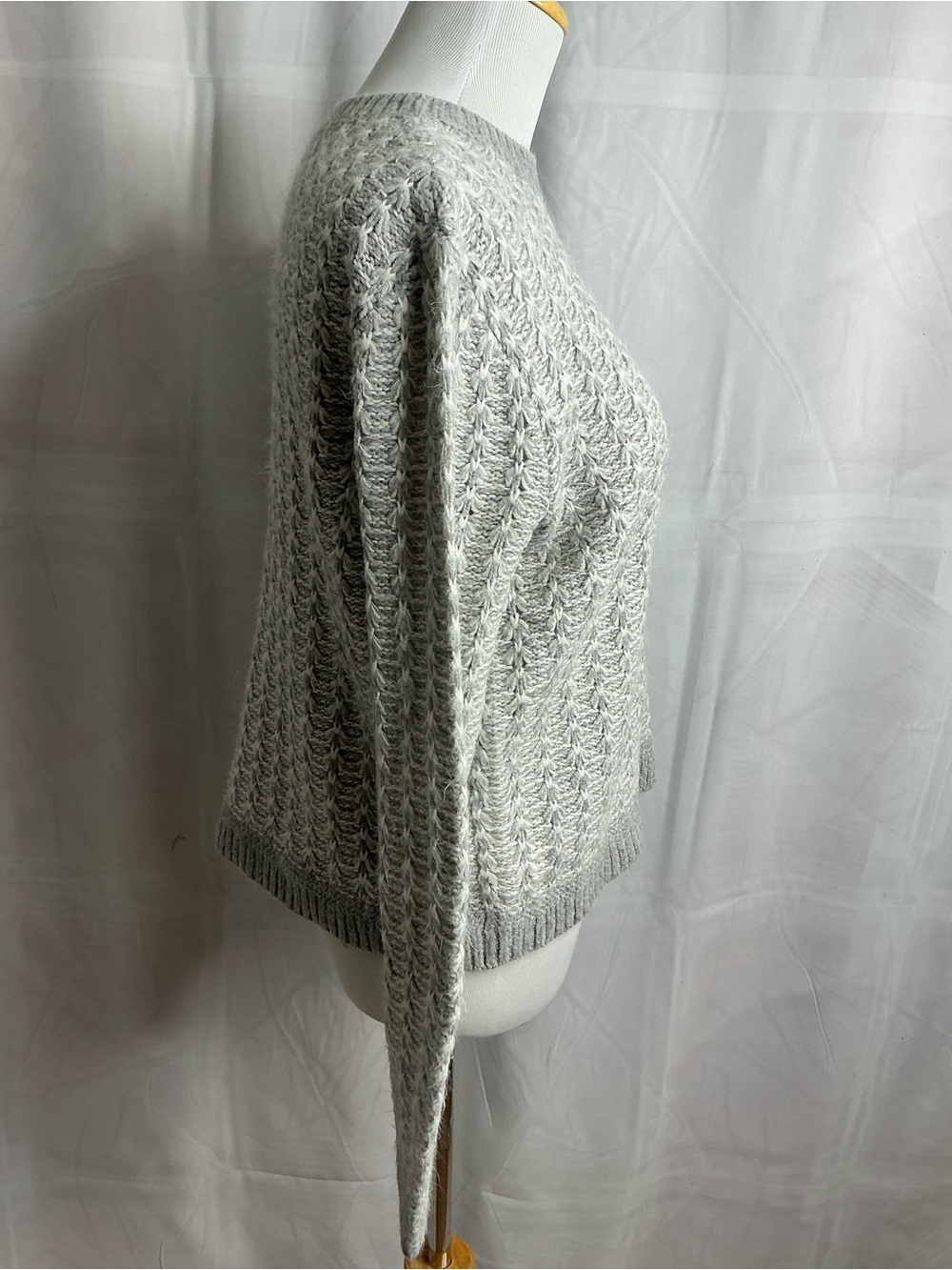 2296 - Textured Crewneck Sweater in Light Gray - Picture 3 of 7